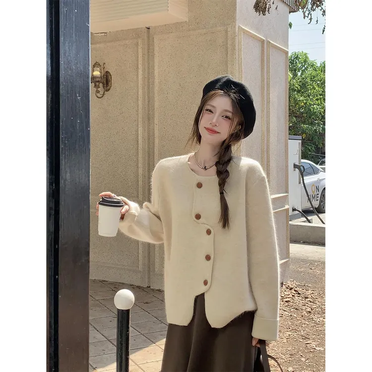 冬装大码女装不规则绒软糯毛衣外套日系慵懒高级感针织开衫