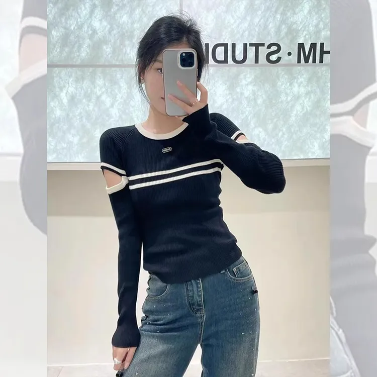 韩系穿搭圆领条纹打底衫镂空上衣女春秋高级感修身内搭显瘦针织衫