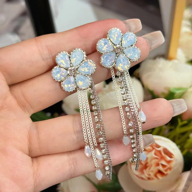 铜合金耳饰 A352花朵流苏甜美法式时尚饰品小众长款简约首饰耳环
