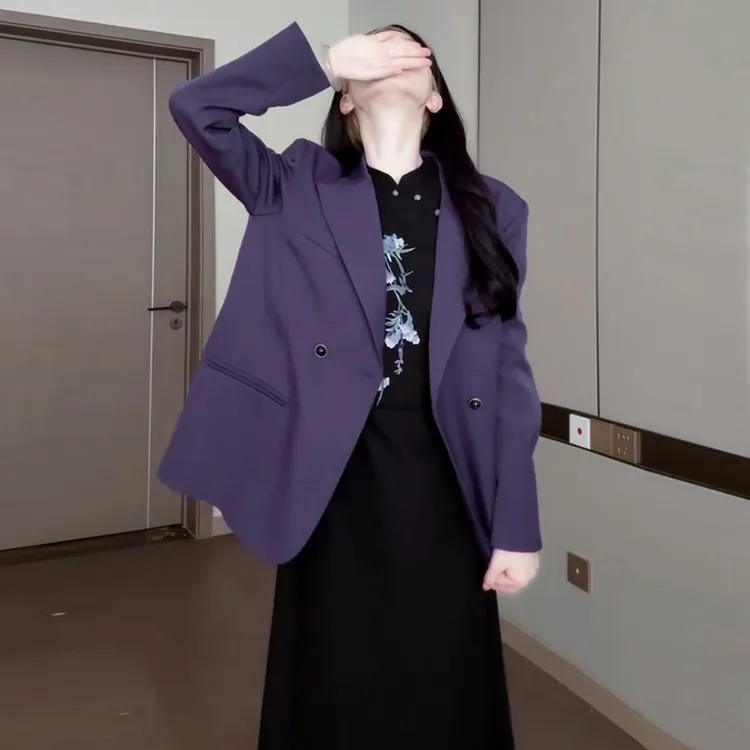 韩系高级设计感紫色西装外套女秋冬2025新款宽松休闲职业西服上衣