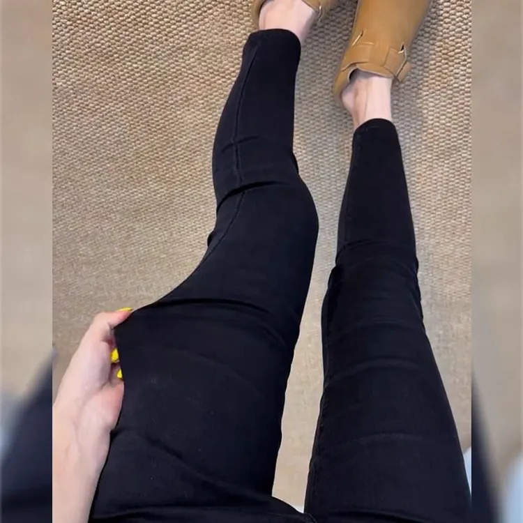 黑色高腰小脚牛仔裤女春秋弹力修身显瘦加绒百搭长裤子