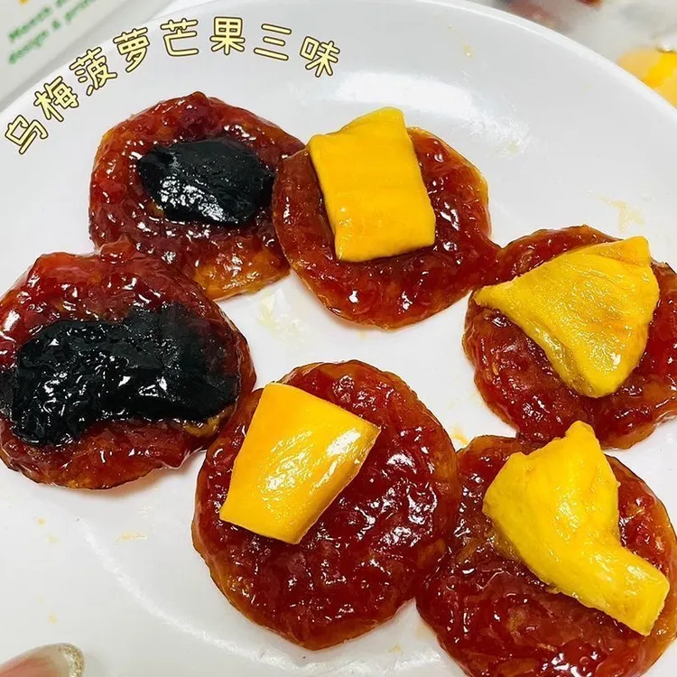 X  鑫妯娌凤梨肉脯独立小包装办公室休闲追剧解馋零食