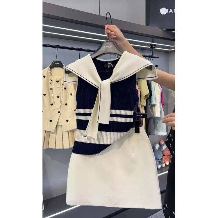 法式复古海军领针织背心女夏季新款撞色设计感修身显瘦无袖上衣