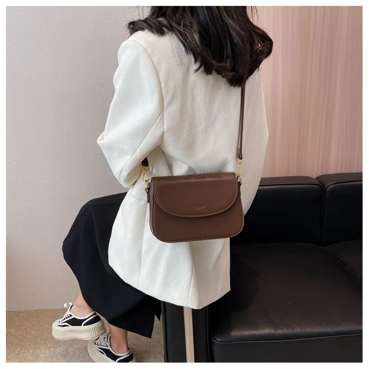 今年流行高级质感小包包女式2025新款小方包轻奢小众斜挎包女包