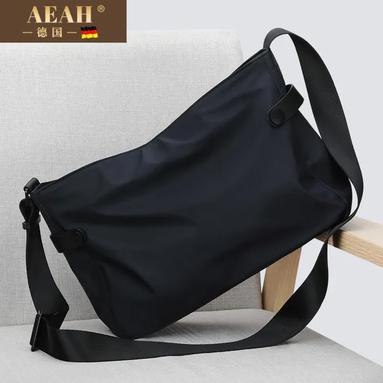AEAH高档品牌简约单肩包男包包斜跨小背包韩版斜挎包男士包包商务