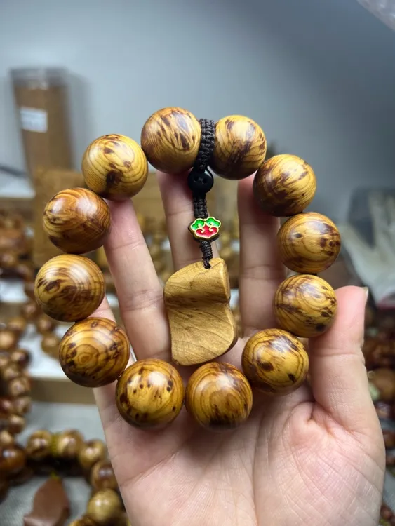 崖柏手串高油高密陈化老料双面樱子瘤蚂蚁腿