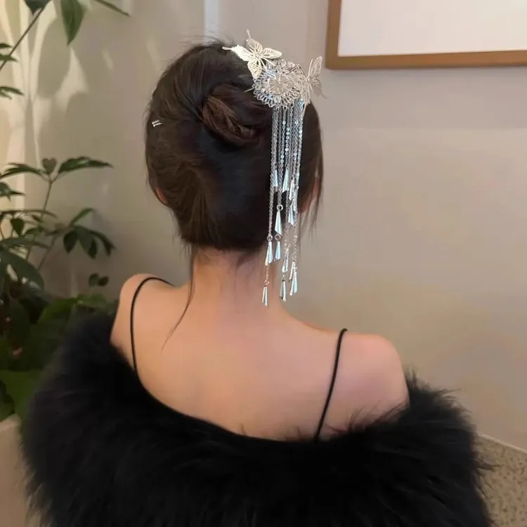蝴蝶流苏发簪女苗族新中式风铃盘发钗发饰古风秋冬u型发夹簪子