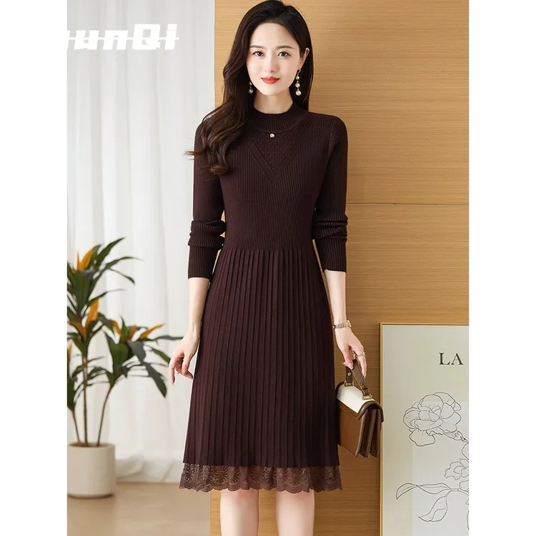 淳启配大衣蕾丝针织连衣裙女秋冬新款中年妈妈内搭显瘦毛衣打底裙