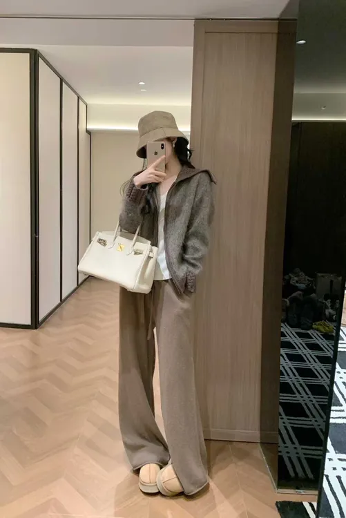 2026春季新款韩版时尚高领拉链长袖针织开衫女气质毛衣休闲套装