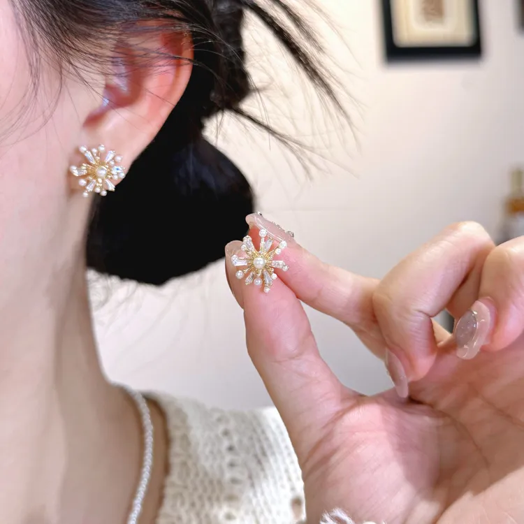 【洞见】精致耳钉气质时尚百搭轻奢高级耳环明星同款饰品ES1307