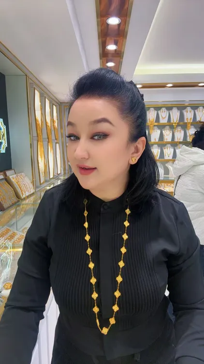 0.35g 四叶草毛衣链