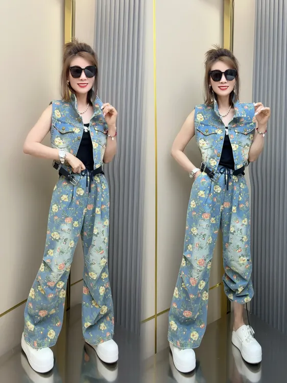 洋气牛仔印花马甲阔腿裤两件套