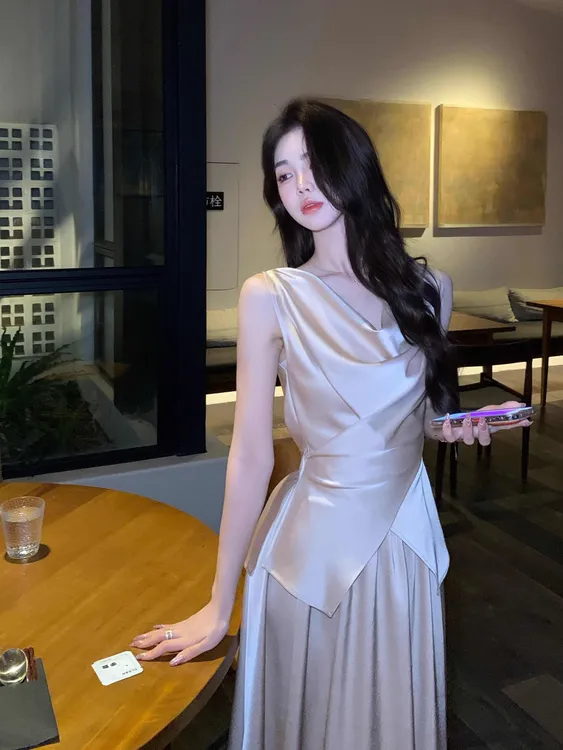 向晚意 高级感缎面连衣裙夏季女装炸街轻奢小众法式裙子套装