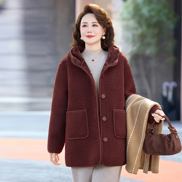 妈妈冬装加绒加厚外套新款洋气时尚中老年女装连帽摇粒绒棉衣服