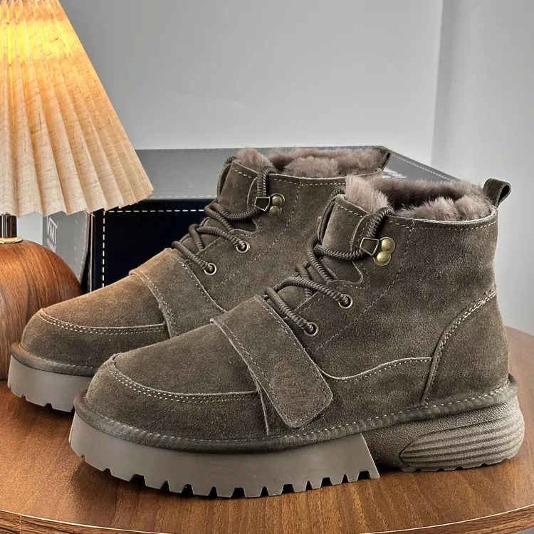 牛皮+内里全羊毛UZ-8568防滑马丁靴男款冬季真皮雪地靴加绒保暖鞋