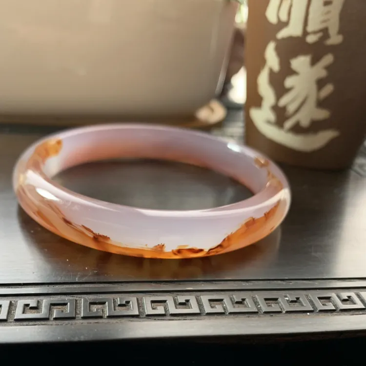 1125天然玛瑙意境粉底飘红意境花纹手镯女款水润戴送老婆女友礼物