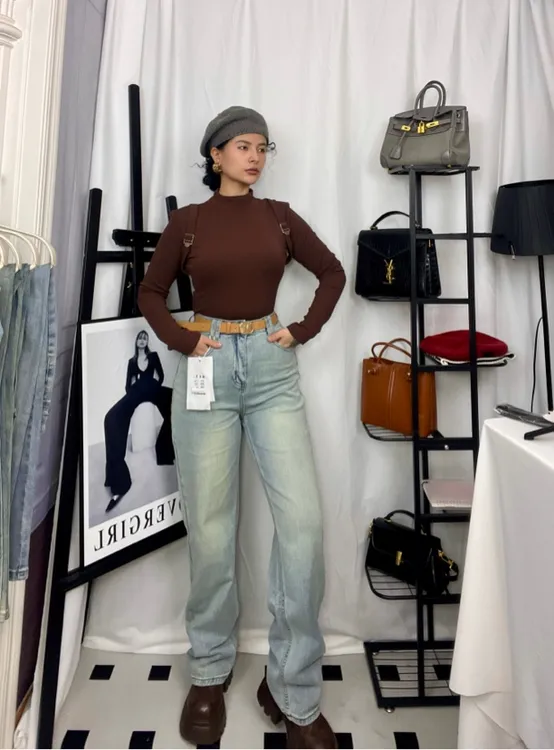 1119新款热卖网红时尚百搭休闲直筒微喇叭牛仔裤送腰带包邮