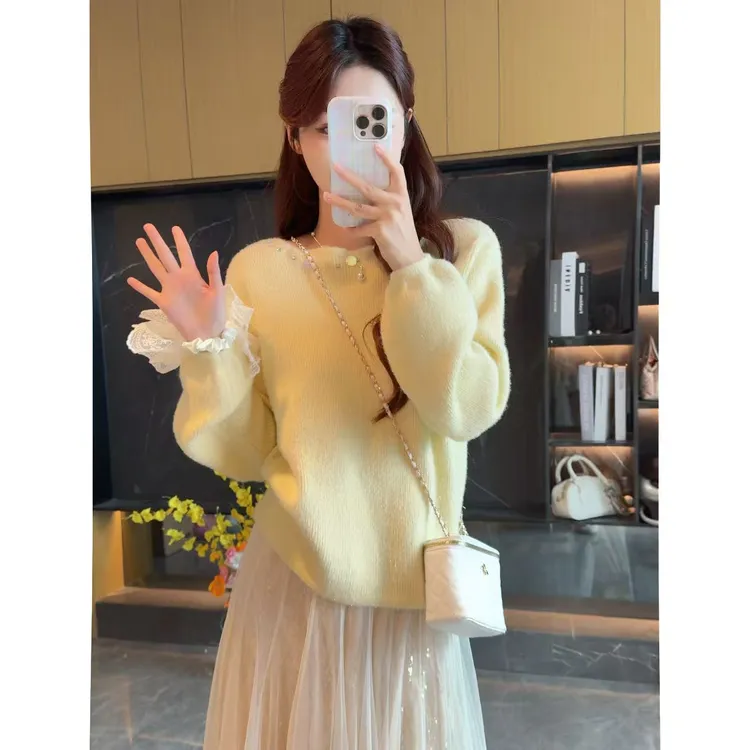 不起球 秋冬高级感亮片圆领毛衣女宽松显瘦软糯针织衫打底衫