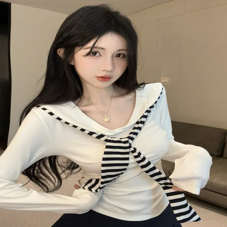 2025早秋新款修身显瘦海军风假两件披肩长袖T恤女学院风短款上衣