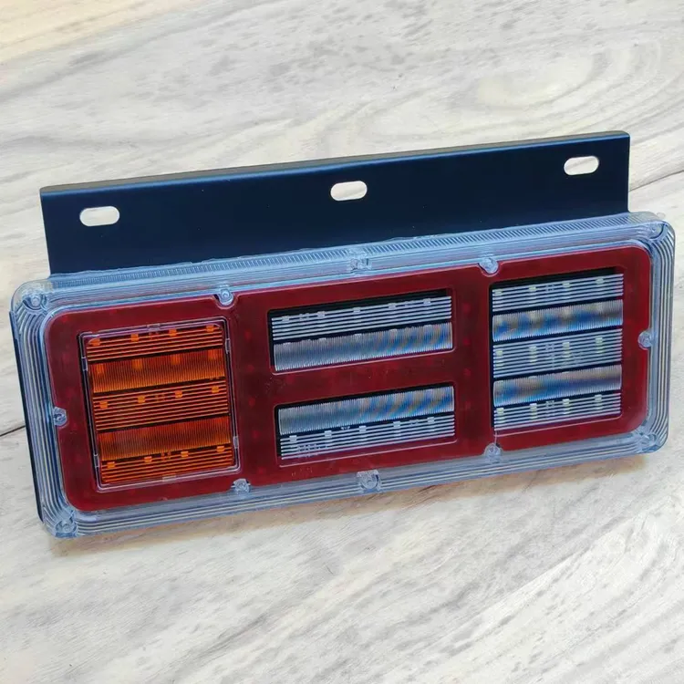 LED导光时代后尾灯时代轻卡凯马货车12V 24v倒车转向尾灯电子防水