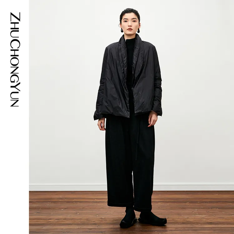 ZHUCHONGYUN冬新款交襟黑色配腰带口袋宽松直身羽绒外套C1EG4524Y