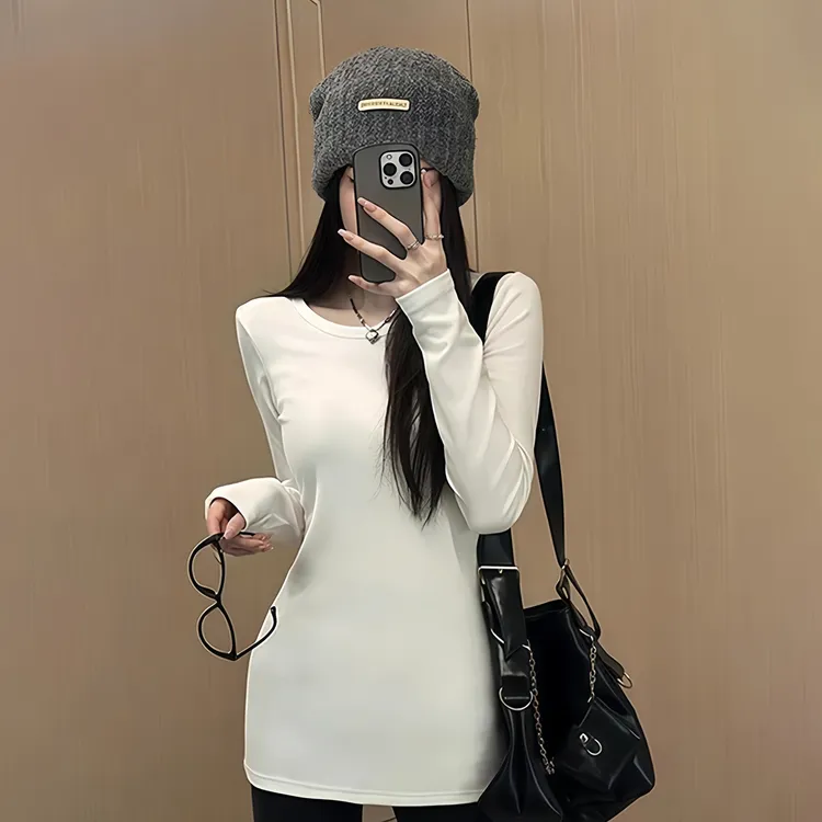 云止正肩长袖打底T恤女秋冬显瘦圆领内搭修身收腰长款上衣加厚