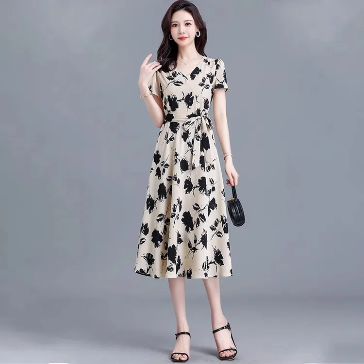 【可蓓儿】碎花连衣裙女夏2025新款气质名媛高级感高档品牌精妈妈装