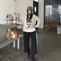 晶咕软软【趣味房子】休闲撞色百搭V领趣味房子花纹针织毛衣