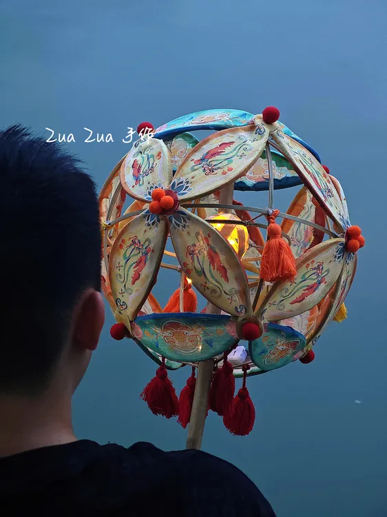 传统非遗中式古风手工diy滚灯灯笼材料包绣球儿童小竹编布灯笼