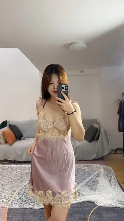 夏季睡衣女性感冰丝薄款蕾丝吊带胸垫睡裙睡袍仿真丝家居服