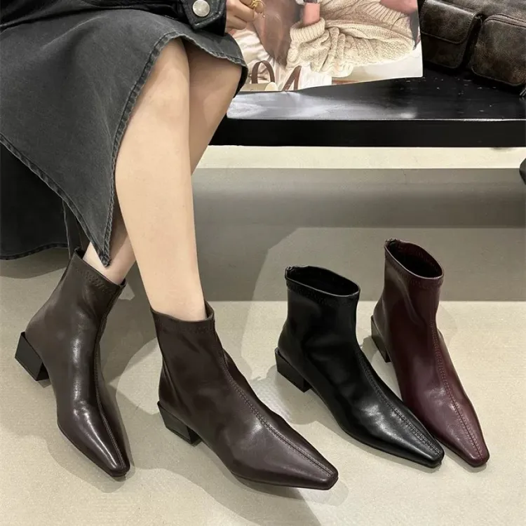 2025秋冬新款粗跟时装瘦瘦时尚百搭简约方头显瘦网红后拉链短靴