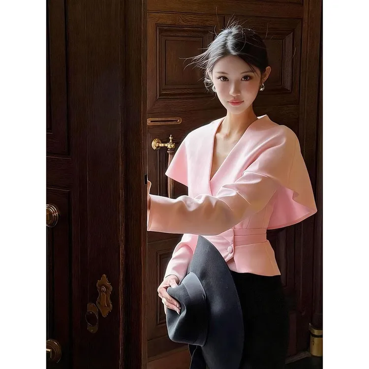粉色斗篷衬衫女2025早秋超好看独特漂亮设计感法式高端小资小上衣