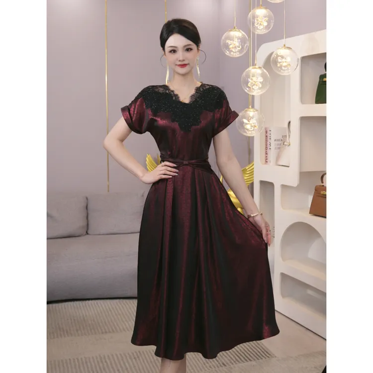 唐熹2025夏季新款【LT-1122】轻奢时尚优雅收腰显瘦小众V领连衣裙女