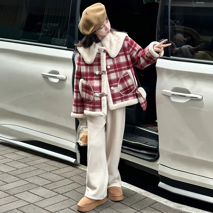 女童秋冬装加绒外套2025新款儿童洋气毛呢女大童翻领格子加绒上衣