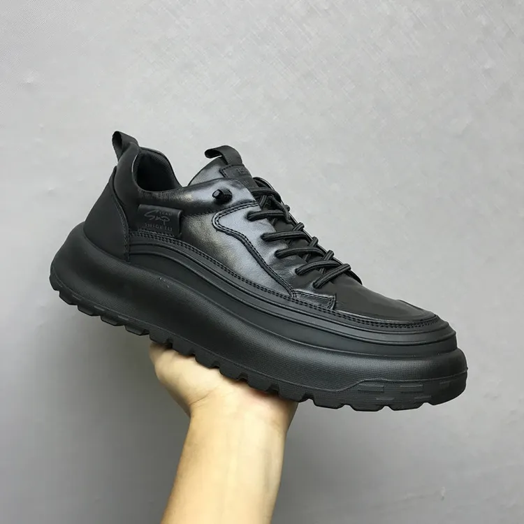 新款男鞋秋冬真皮时尚休闲鞋百搭舒适懒人一脚蹬户外男士保暖棉鞋