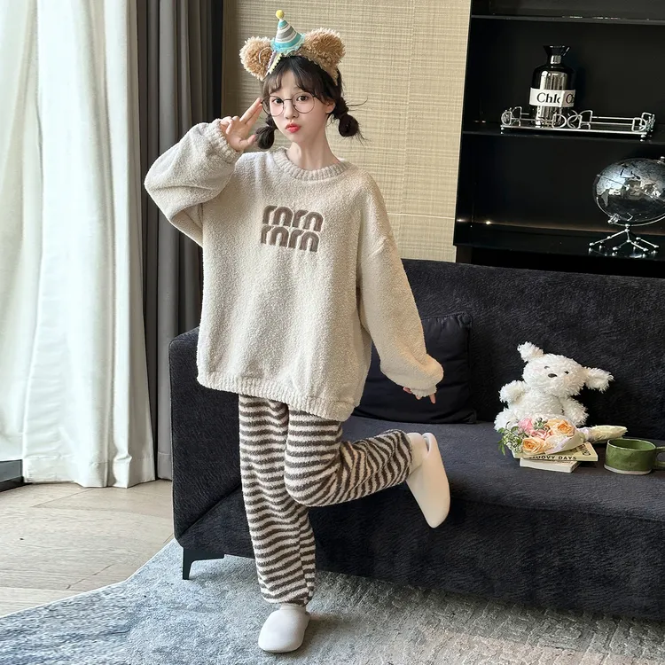 甜美系女童半边绒睡衣秋冬柔软保暖中大童休闲风家居服两件套睡裤