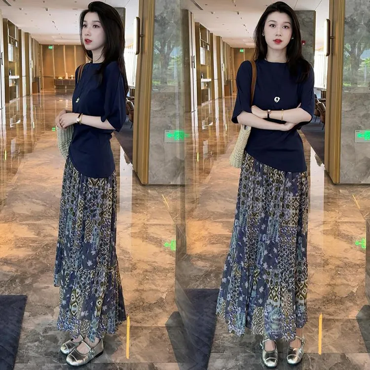 时尚连衣裙套装女2025夏季新款不规则短袖T恤碎花半身裙两件套潮
