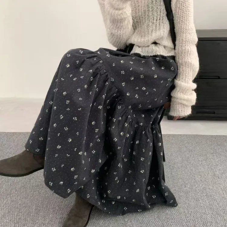 韩系复古简约小碎花半身裙女2025秋季新款松紧腰百搭减龄a字伞裙