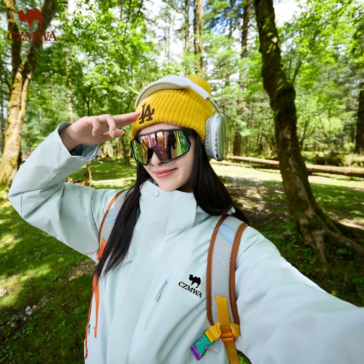 骆驼骑师户外三合一冲锋外套男女款秋冬季新防水欧美登山服保暖潮