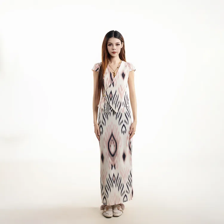 时尚气质款米白色艾特莱斯Atlas马甲半身裙两件套民族风夏季