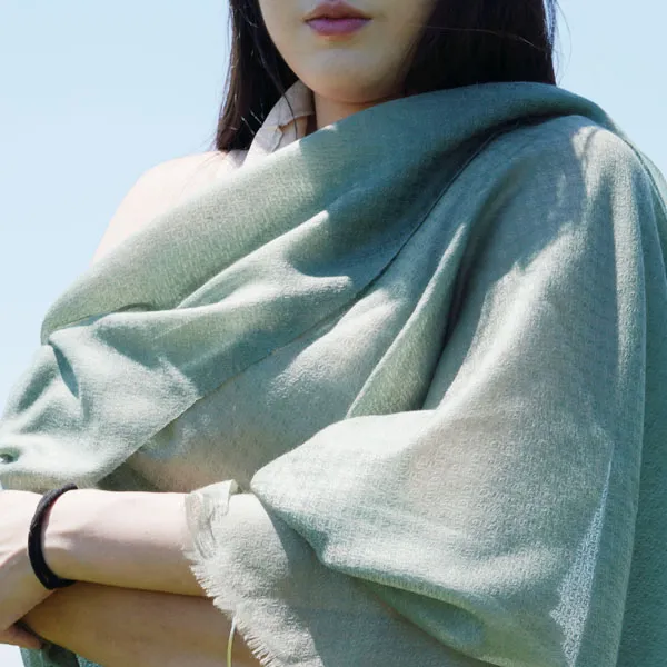 北纬40度【绒罗】纯羊绒薄雾纯色编制少女风保暖围巾秋冬季长款百搭