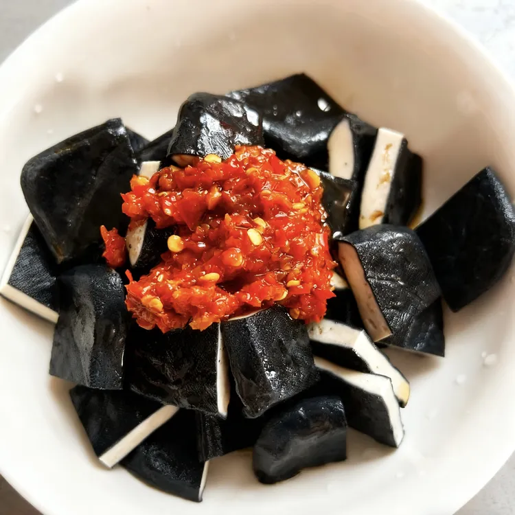 正宗巢湖夏阁西峰臭干子安徽臭干芜湖南京无为宣城臭豆干小吃美食