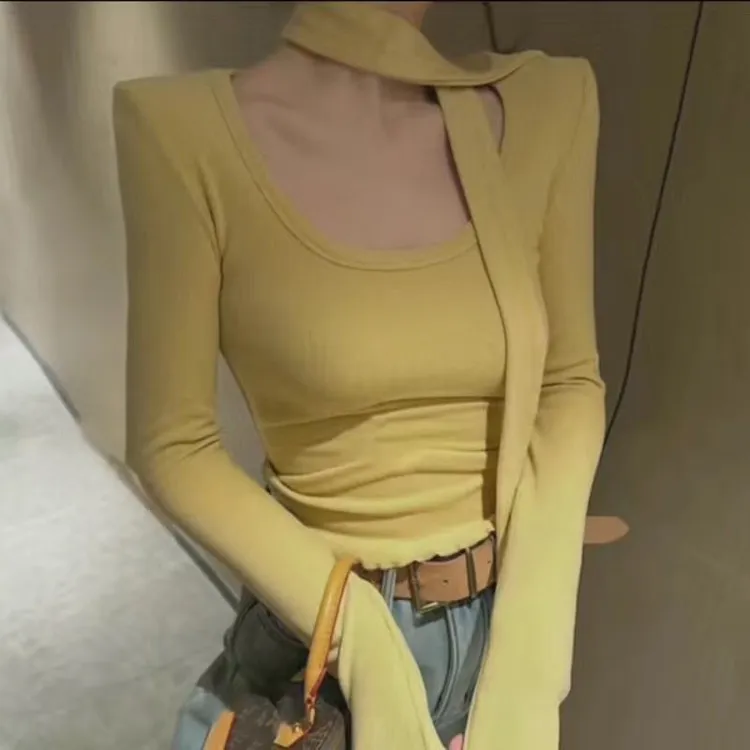 韩版时尚飘带大U领长袖纯色t恤女秋冬新款显瘦辣妹百搭通勤上衣