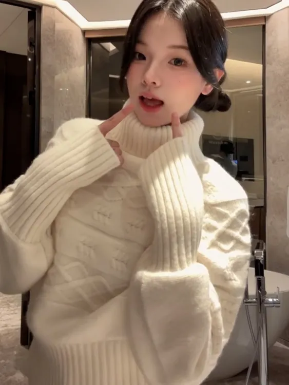 高领毛INS绞花蝙蝠袖套头毛衣女高领收腰上衣慵懒显瘦气质针织衫