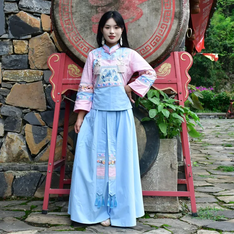 布依族壮族民族服饰粉色仙气套装