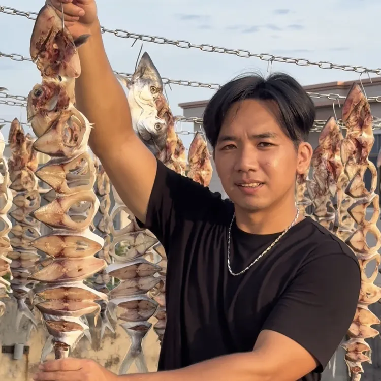【草潭阿弟】农家自晒  风干 湛江特产深海金鲳鱼 