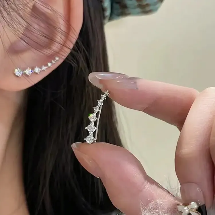 合金耳饰 超闪缤朵七星锆石耳钉女小众轻奢高级感百搭网红ins耳饰