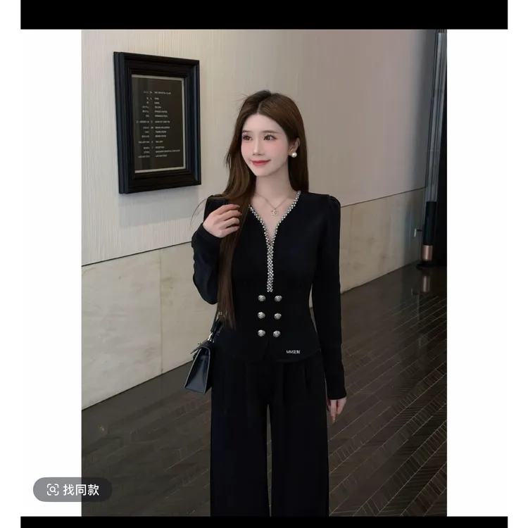 宝藏星耀巴黎之夜冬季水钻V领纽扣上衣秋冬直筒百搭裤加绒套装