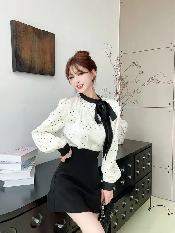 【法甜茶歇2.0】法式复古波点蝴蝶结飘带长袖断面衬衫 #8531