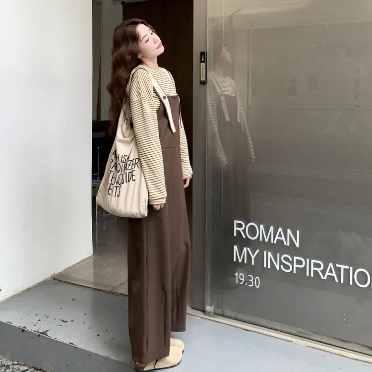韩系学院风甜酷百搭套装女2025秋季新款时尚条纹衬衣背带裤两件套